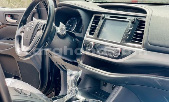 Sayi Na hannu Toyota Highlander Black Mota in Tema a Greater Accra Sayi Na hannu Toyota Highlander Black Mota in Tema a Greater Accra