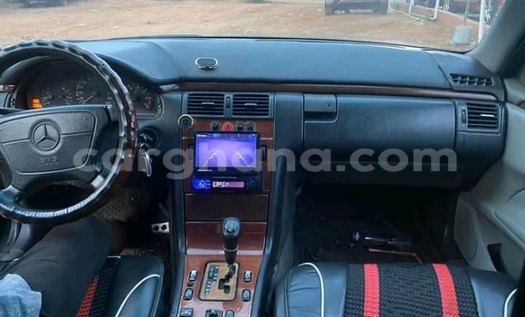 Ra Àlòkù Mercedes-Benz E200 Miiran Ọkọ̀ in Accra ni Greater Accra Ra Àlòkù Mercedes-Benz E200 Miiran Ọkọ̀ in Accra ni Greater Accra