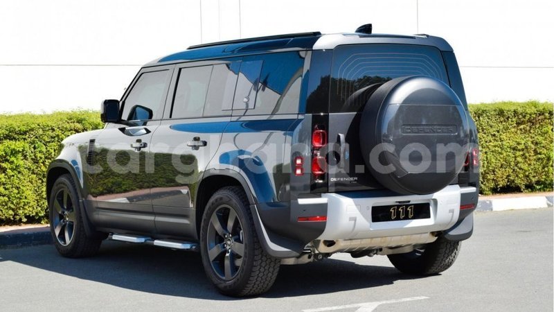 Big with watermark land rover defender ashanti import dubai 40008