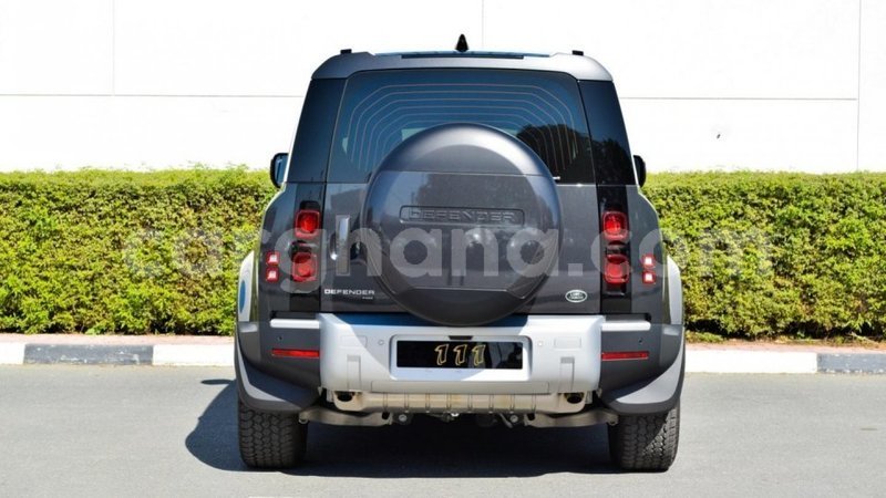 Big with watermark land rover defender ashanti import dubai 40008