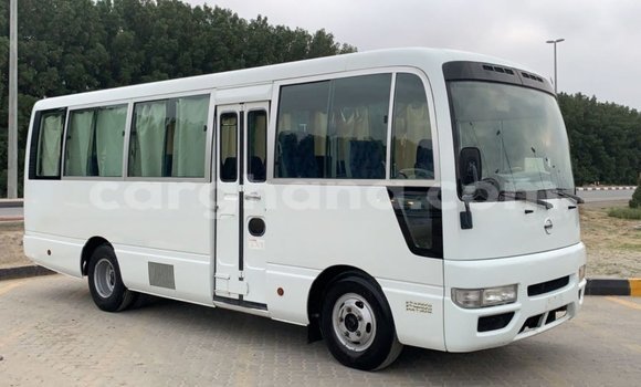 Sayi Imported Nissan Evalia White Babbar mota in Import - Dubai a Ashanti Sayi Imported Nissan Evalia White Babbar mota in Import - Dubai a Ashanti