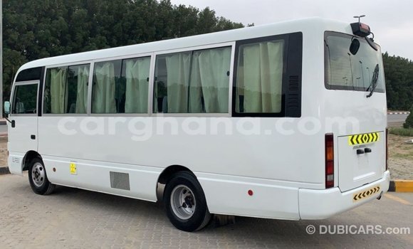 Sayi Imported Nissan Evalia White Babbar mota in Import - Dubai a Ashanti Sayi Imported Nissan Evalia White Babbar mota in Import - Dubai a Ashanti