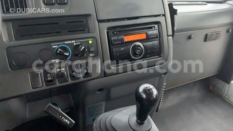 Big with watermark nissan evalia ashanti import dubai 40015