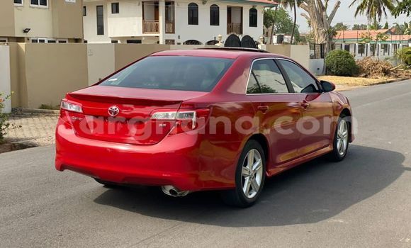 Ra Tuntun Toyota Camry Red Ọkọ̀ in Accra ni Greater Accra Ra Tuntun Toyota Camry Red Ọkọ̀ in Accra ni Greater Accra