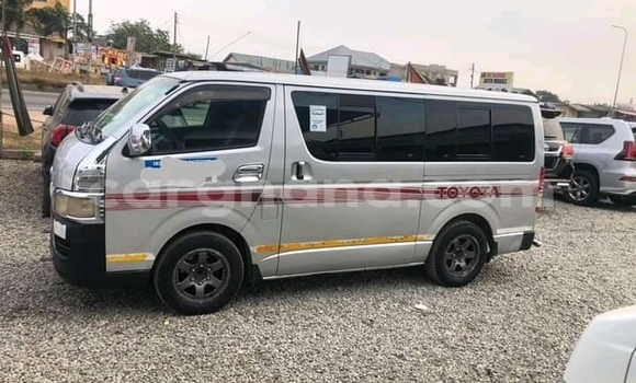 Sayi Na hannu Toyota Hiace Sauran Mota in Accra a Greater Accra Sayi Na hannu Toyota Hiace Sauran Mota in Accra a Greater Accra