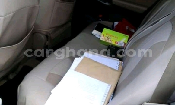 Ra Àlòkù Toyota RAV4 Miiran Ọkọ̀ in Accra ni Greater Accra Ra Àlòkù Toyota RAV4 Miiran Ọkọ̀ in Accra ni Greater Accra