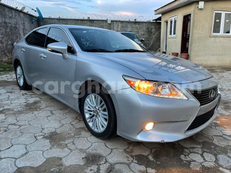 Big with watermark lexus es greater accra tema 40086