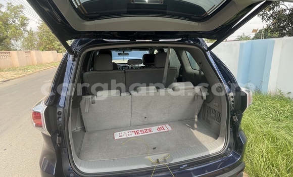 Ra Àlòkù Toyota Highlander Blue Ọkọ̀ in Accra ni Greater Accra Ra Àlòkù Toyota Highlander Blue Ọkọ̀ in Accra ni Greater Accra