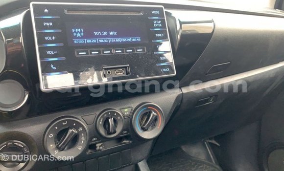 Sayi Imported Toyota Hilux White Mota in Import - Dubai a Ashanti Sayi Imported Toyota Hilux White Mota in Import - Dubai a Ashanti