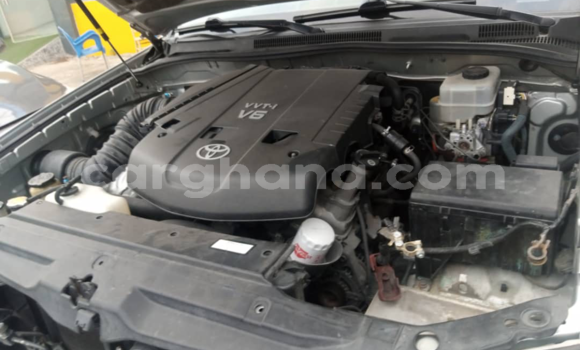 Sayi Na hannu Toyota 4Runner Azurfa Mota in Tema a Greater Accra Sayi Na hannu Toyota 4Runner Azurfa Mota in Tema a Greater Accra