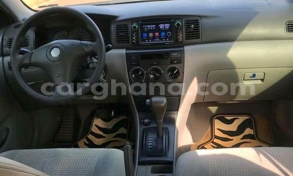 Ra Àlòkù Toyota Corolla funfun Ọkọ̀ in Accra ni Greater Accra Ra Àlòkù Toyota Corolla funfun Ọkọ̀ in Accra ni Greater Accra