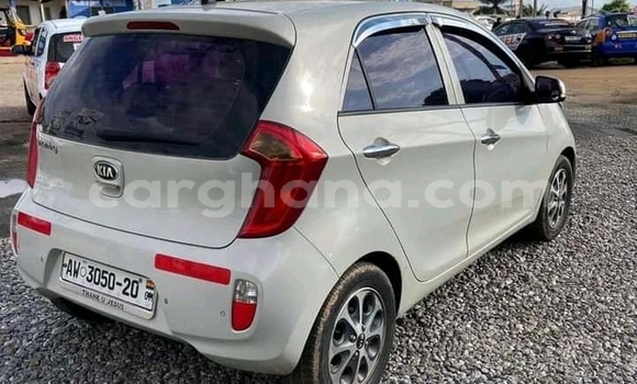 Ra Àlòkù Kia Picanto Silver Ọkọ̀ in Accra ni Greater Accra Ra Àlòkù Kia Picanto Silver Ọkọ̀ in Accra ni Greater Accra