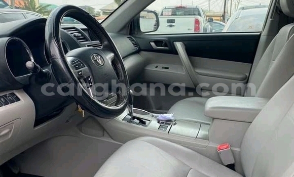 Ra Àlòkù Toyota Highlander Miiran Ọkọ̀ in Accra ni Greater Accra Ra Àlòkù Toyota Highlander Miiran Ọkọ̀ in Accra ni Greater Accra