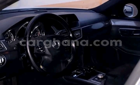 Buy Used Mercedes‒Benz E–Class White Car in Accra in Greater Accra Buy Used Mercedes‒Benz E–Class White Car in Accra in Greater Accra