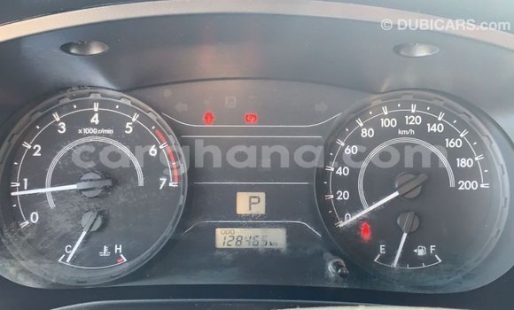 Sayi Imported Toyota Hilux White Mota in Import - Dubai a Ashanti Sayi Imported Toyota Hilux White Mota in Import - Dubai a Ashanti