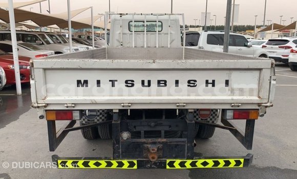 Ra Imported Mitsubishi i funfun Ọkọ̀ in Import - Dubai ni Ashanti Ra Imported Mitsubishi i funfun Ọkọ̀ in Import - Dubai ni Ashanti