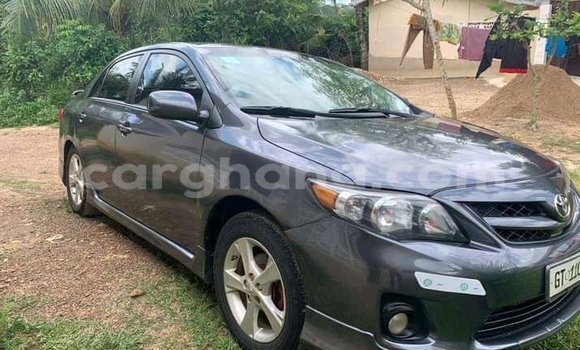 Ra Àlòkù Toyota Corolla Black Ọkọ̀ in Accra ni Greater Accra Ra Àlòkù Toyota Corolla Black Ọkọ̀ in Accra ni Greater Accra
