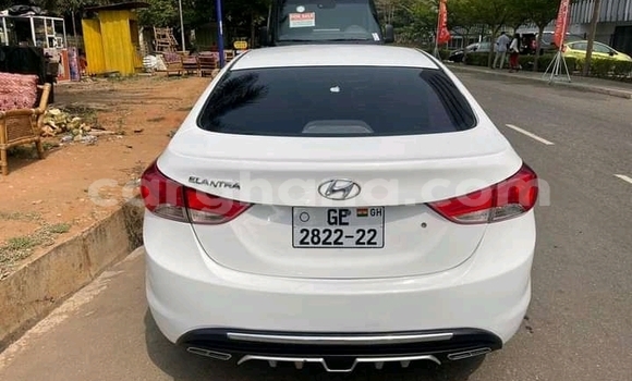 Buy Used Hyundai Elantra White Car in Accra in Greater Accra Buy Used Hyundai Elantra White Car in Accra in Greater Accra