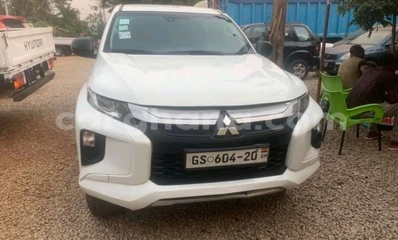Ra Àlòkù Mitsubishi L200 Miiran Ọkọ̀ in Accra ni Greater Accra Ra Àlòkù Mitsubishi L200 Miiran Ọkọ̀ in Accra ni Greater Accra