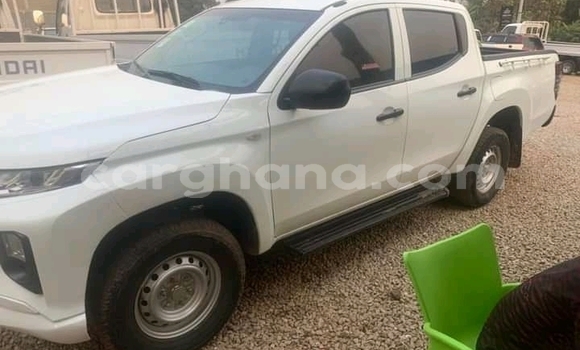 Ra Àlòkù Mitsubishi L200 Miiran Ọkọ̀ in Accra ni Greater Accra Ra Àlòkù Mitsubishi L200 Miiran Ọkọ̀ in Accra ni Greater Accra