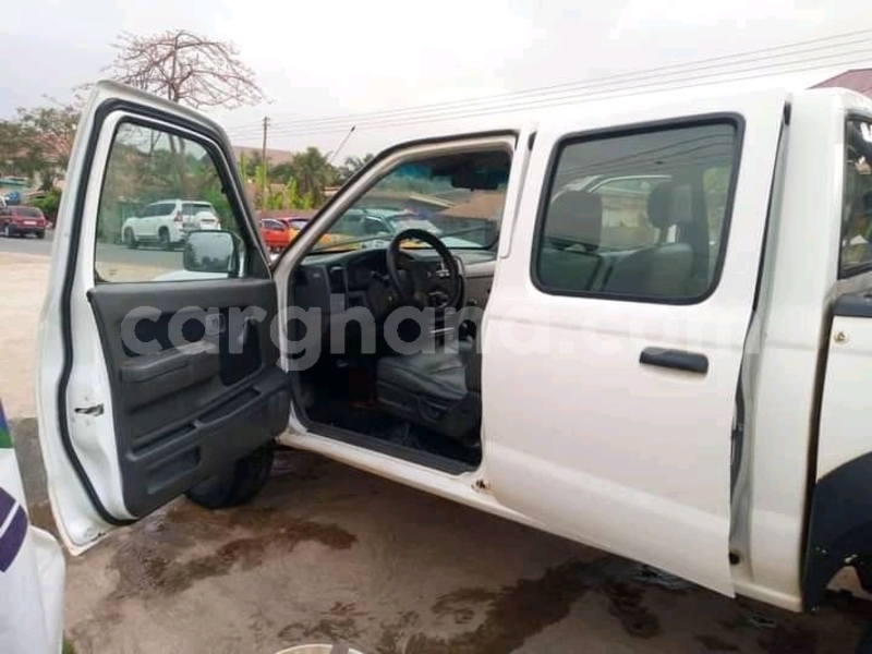 Big with watermark nissan hardbody greater accra accra 40191