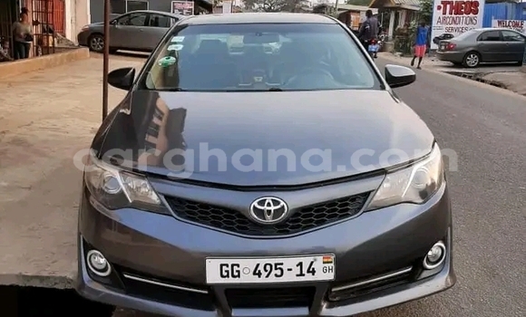 Ra Àlòkù Toyota Camry Black Ọkọ̀ in Accra ni Greater Accra