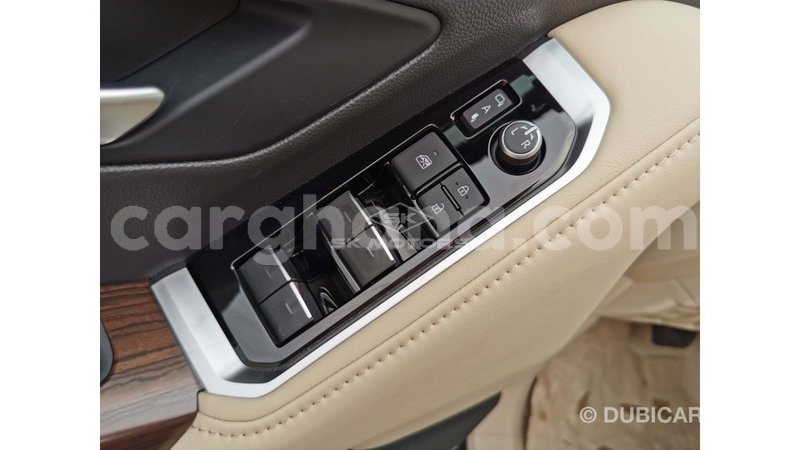 Big with watermark toyota land cruiser ashanti import dubai 40199