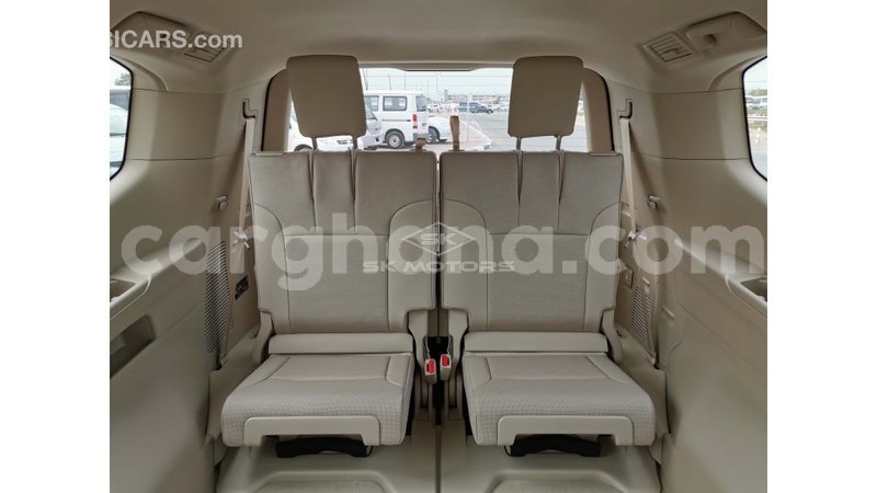 Big with watermark toyota land cruiser ashanti import dubai 40199