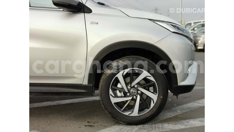 Big with watermark toyota rush ashanti import dubai 40200