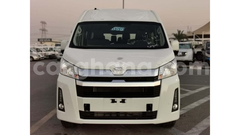 Big with watermark toyota hiace ashanti import dubai 40201