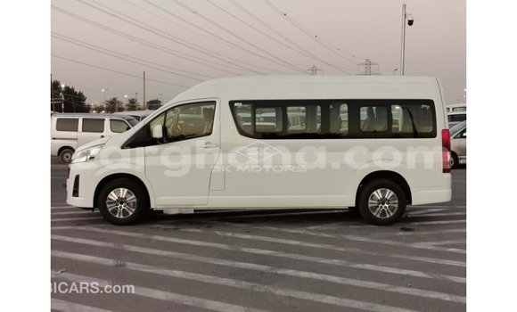 Ra Imported Toyota Hiace funfun Ọkọ̀ in Import - Dubai ni Ashanti Ra Imported Toyota Hiace funfun Ọkọ̀ in Import - Dubai ni Ashanti