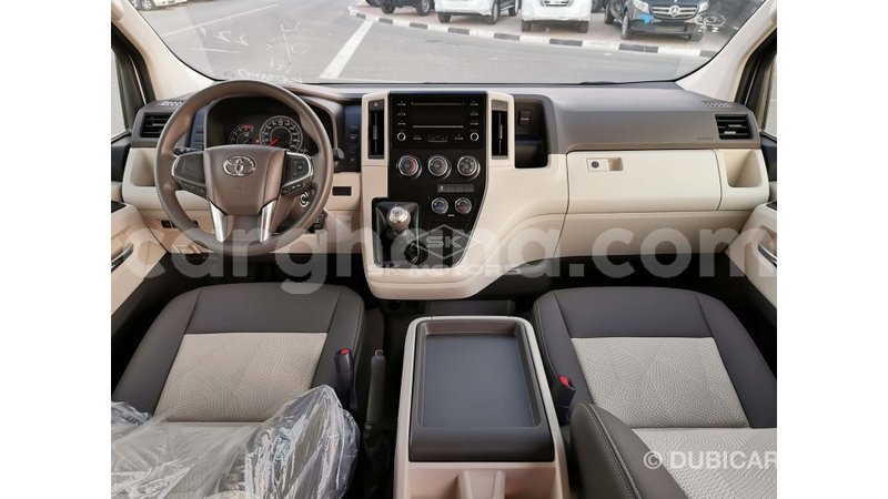 Big with watermark toyota hiace ashanti import dubai 40201