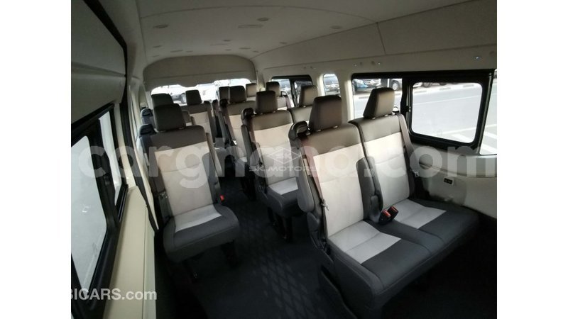 Big with watermark toyota hiace ashanti import dubai 40201