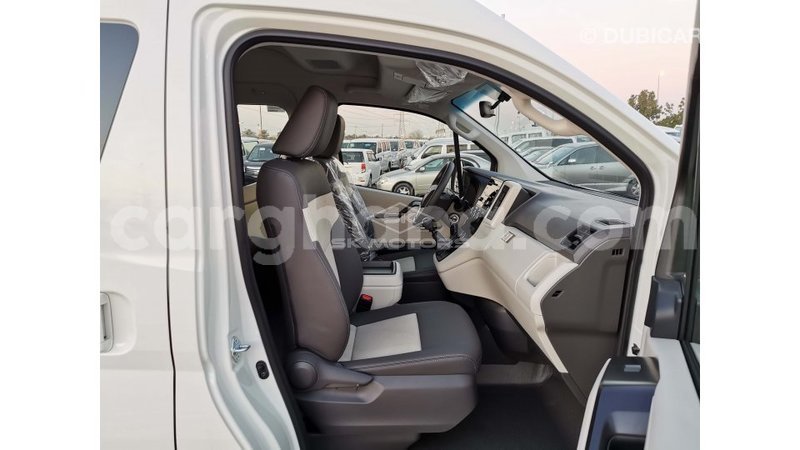 Big with watermark toyota hiace ashanti import dubai 40201