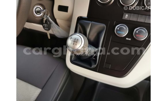 Ra Imported Toyota Hiace funfun Ọkọ̀ in Import - Dubai ni Ashanti Ra Imported Toyota Hiace funfun Ọkọ̀ in Import - Dubai ni Ashanti