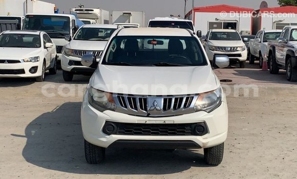 Ra Imported Mitsubishi L200 funfun Ọkọ̀ in Import - Dubai ni Ashanti Ra Imported Mitsubishi L200 funfun Ọkọ̀ in Import - Dubai ni Ashanti