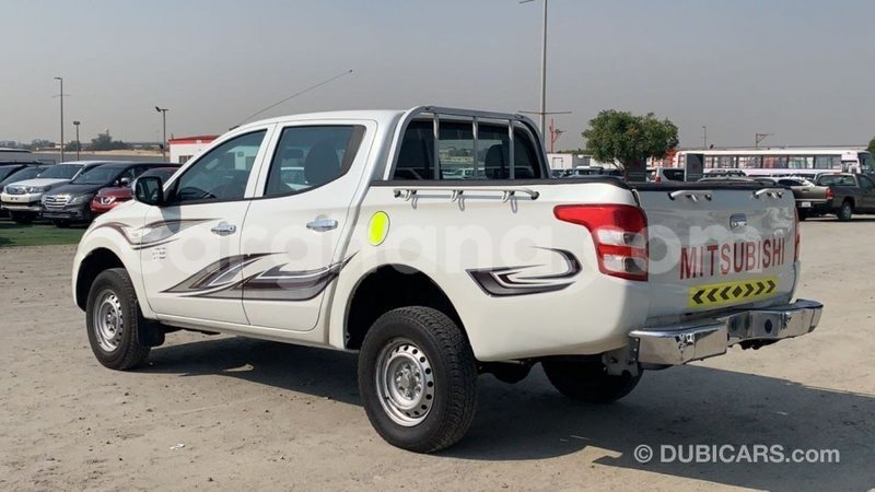 Big with watermark mitsubishi l200 ashanti import dubai 40205