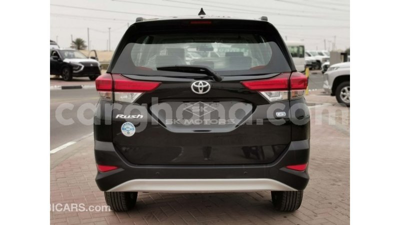 Big with watermark toyota rush ashanti import dubai 40207