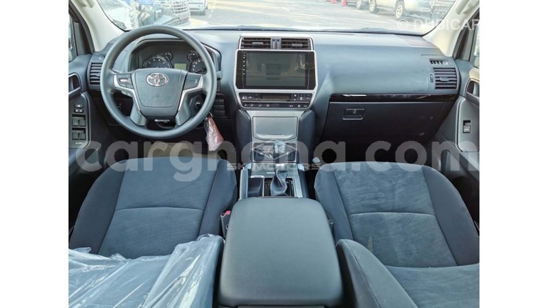 Big with watermark toyota prado ashanti import dubai 40208