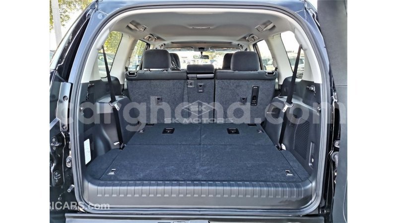 Big with watermark toyota prado ashanti import dubai 40208