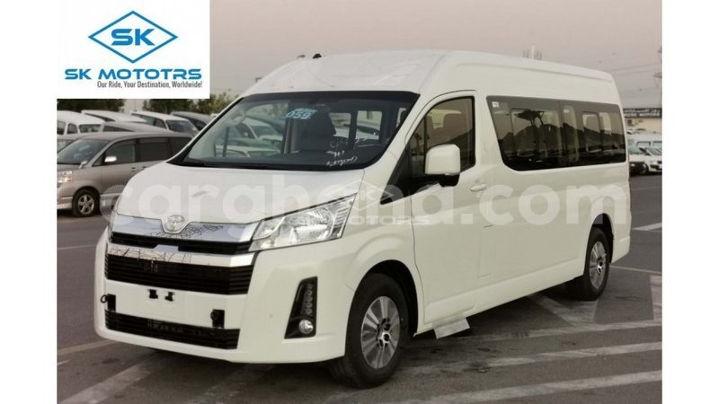 Big with watermark toyota hiace ashanti import dubai 40210