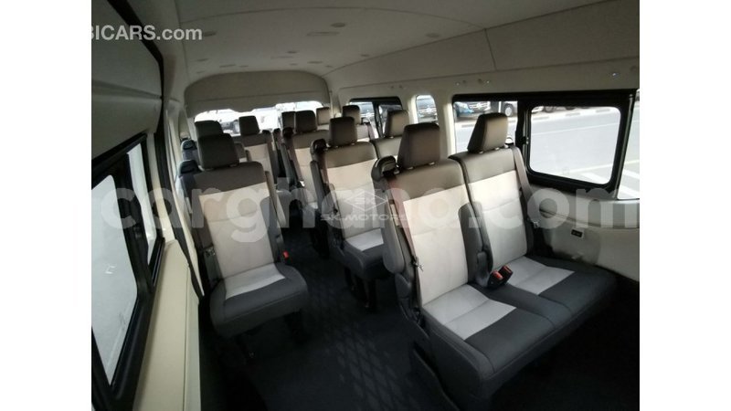 Big with watermark toyota hiace ashanti import dubai 40210