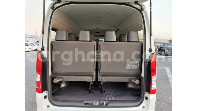 Big with watermark toyota hiace ashanti import dubai 40210