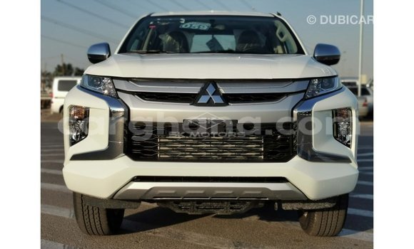 Ra Imported Mitsubishi L200 funfun Ọkọ̀ in Import - Dubai ni Ashanti Ra Imported Mitsubishi L200 funfun Ọkọ̀ in Import - Dubai ni Ashanti