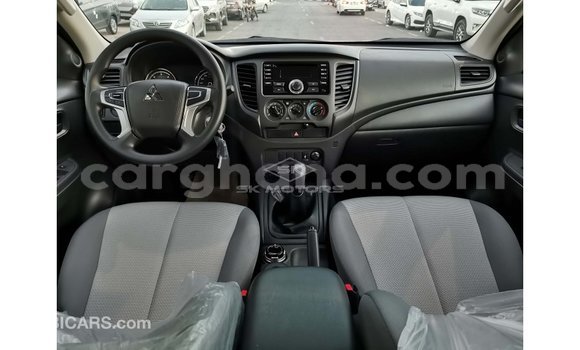 Ra Imported Mitsubishi L200 funfun Ọkọ̀ in Import - Dubai ni Ashanti Ra Imported Mitsubishi L200 funfun Ọkọ̀ in Import - Dubai ni Ashanti
