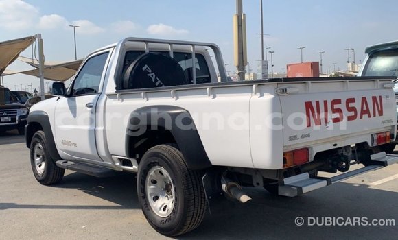 Ra Imported Nissan Patrol funfun Ọkọ̀ in Import - Dubai ni Ashanti Ra Imported Nissan Patrol funfun Ọkọ̀ in Import - Dubai ni Ashanti