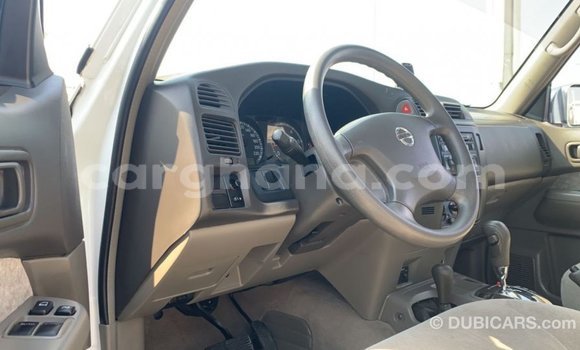 Ra Imported Nissan Patrol funfun Ọkọ̀ in Import - Dubai ni Ashanti Ra Imported Nissan Patrol funfun Ọkọ̀ in Import - Dubai ni Ashanti