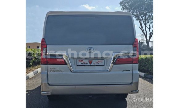 Ra Imported Toyota Granvia funfun Ọkọ̀ in Import - Dubai ni Ashanti Ra Imported Toyota Granvia funfun Ọkọ̀ in Import - Dubai ni Ashanti