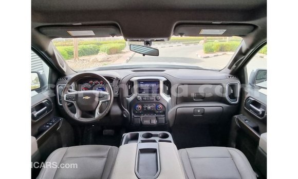 Ra Imported Chevrolet Silverado funfun Ọkọ̀ in Import - Dubai ni Ashanti Ra Imported Chevrolet Silverado funfun Ọkọ̀ in Import - Dubai ni Ashanti