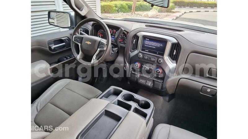 Big with watermark chevrolet silverado ashanti import dubai 40221